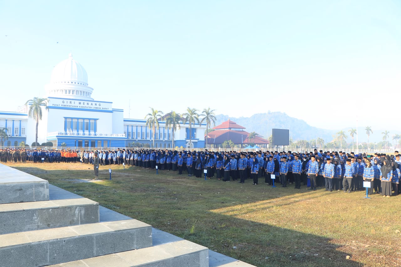 Peringati Hari Lahir Pancasila 2026, Pemkab Lombok Barat Teguhkan Semangat Persatuan whatsapp image 2026 06 01 at 08.13.25 (2)